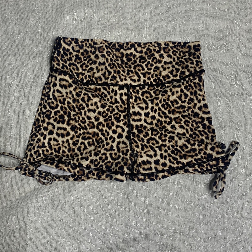 Zyia Active Leopard Brillant Double Scruch Bootie short ladies large